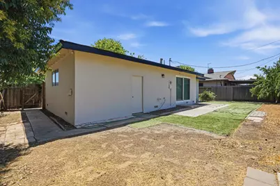 8433 Skye Drive, Stockton, CA 95210 - Photo 22