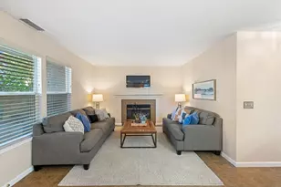 1536 Olympic Dr, Davis, CA 95616 - Photo 10