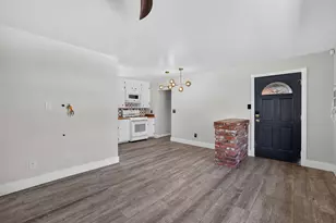 3419 25th Ave, Sacramento, CA 95820 - Photo 10