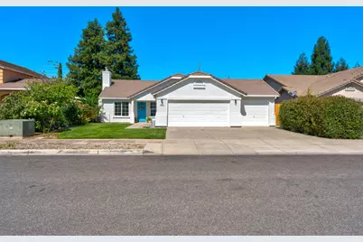4611 Glimmer Lane, Turlock, CA 95382 - Photo 4
