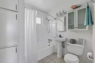 614 17th St, Sacramento, CA 95811 - Photo 12