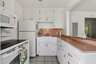 614 17th St, Sacramento, CA 95811 - Photo 10