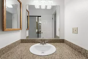100 Del Verde Cir, Sacramento, CA 95833 - Photo 34