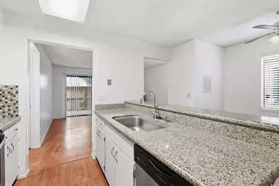 100 Del Verde Circle #3, Sacramento, CA 95833 - Photo 6