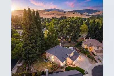 80 Windsor Court, Danville, CA 94506 - Photo 2