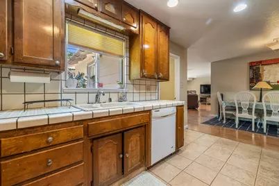 2004 Aloha Way, Modesto, CA 95350 - Photo 24