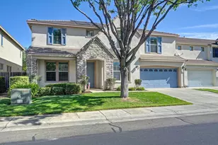 9953 Spring View Way, Elk Grove, CA 95757 - Photo 2