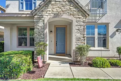 9953 Spring View Way, Elk Grove, CA 95757 - Photo 6
