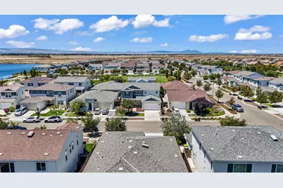 18469 Maynell Drive, Lathrop, CA 95330 - Photo 40