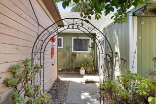 4353 54th St, Sacramento, CA 95820 - Photo 28
