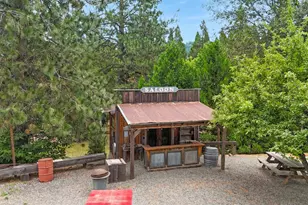 8979 La Porte Rd, Brownsville, CA 95919 - Photo 16