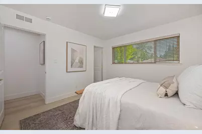 2001 Maryal Drive, Sacramento, CA 95864 - Photo 42