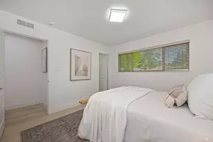 2001 Maryal Dr, Sacramento, CA 95864 - Photo 42