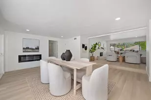 2001 Maryal Dr, Sacramento, CA 95864 - Photo 22