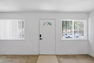 2220 Chrysler Dr, Modesto, CA 95350 - Photo 4