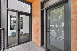 1813 Capitol Ave, Sacramento, CA 95811 - Photo 46