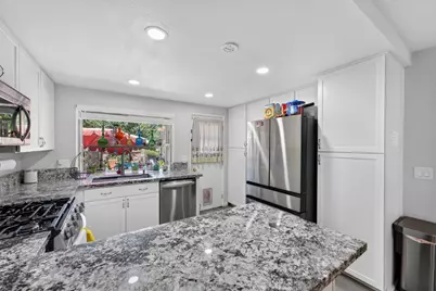 6824 San Dimas Court, Citrus Heights, CA 95621 - Photo 12