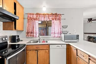 8790 Fox Creek Dr, Stockton, CA 95210 - Photo 12
