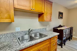 3701 Colonial Dr, Modesto, CA 95356 - Photo 20
