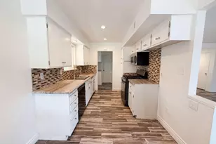 1422 Oakmont Dr, Roseville, CA 95661 - Photo 2