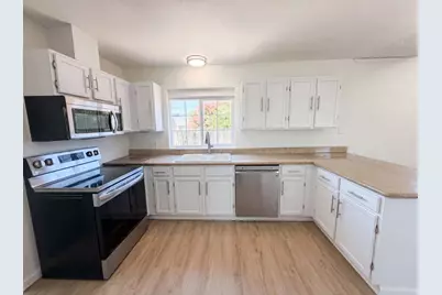 838 Dutra Avenue, Rio Linda, CA 95673 - Photo 2