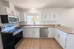 838 Dutra Ave, Rio Linda, CA 95673 - Photo 2