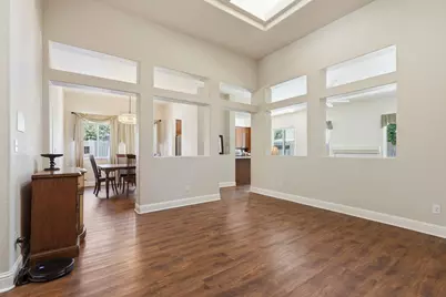3609 Grimshaw Way, Elk Grove, CA 95758 - Photo 4