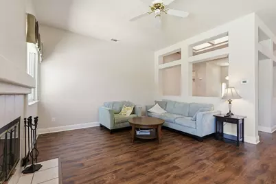 3609 Grimshaw Way, Elk Grove, CA 95758 - Photo 10