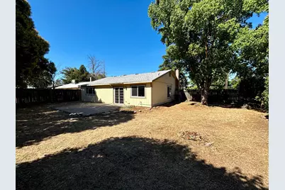 8355 Franklin Boulevard, Sacramento, CA 95823 - Photo 18