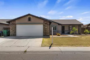 6902 Falcon Ave, Winton, CA 95388 - Photo 1
