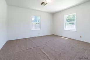 1860 Carol Ave, Merced, CA 95341 - Photo 14