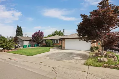 2149 Debbie Lane, Lodi, CA 95242 - Photo 4