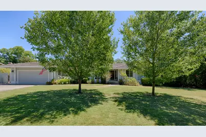 5960 Long Acres Ct, Fair Oaks, CA 95628 - Photo 2