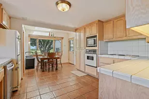 13806 Wells Ln, Lodi, CA 95240 - Photo 8