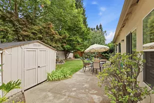 11 Eastham Ct, Sacramento, CA 95833 - Photo 32