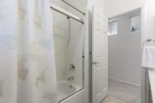 11 Eastham Ct, Sacramento, CA 95833 - Photo 18