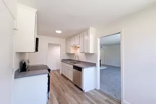 4601 Summit Way, Sacramento, CA 95820 - Photo 6