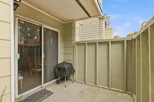 8224 Center Pkwy, Sacramento, CA 95823 - Photo 22