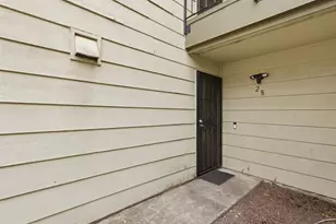 8224 Center Pkwy, Sacramento, CA 95823 - Photo 4