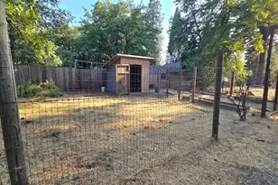 10379 Carey Dr, Grass Valley, CA 95945 - Photo 4