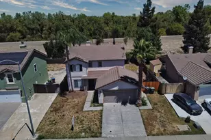 2013 Watercourse St, Stockton, CA 95206 - Photo 2