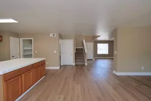 2013 Watercourse St, Stockton, CA 95206 - Photo 16
