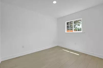 2702 Meadowvale Avenue, Sacramento, CA 95822 - Photo 20