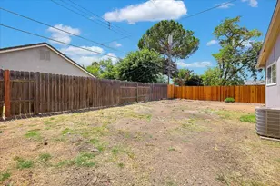 2702 Meadowvale Ave, Sacramento, CA 95822 - Photo 36