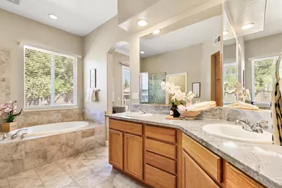 6417 Camellia Point Way, Roseville, CA 95678 - Photo 28