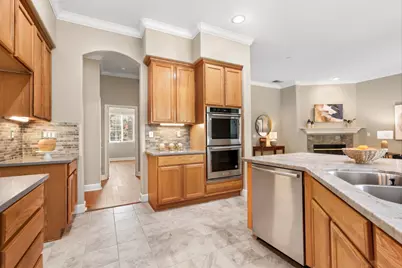 6417 Camellia Point Way, Roseville, CA 95678 - Photo 16