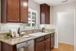 1709 Daphne Ave, Sacramento, CA 95864 - Photo 10