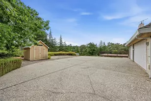 1361 Oak Creek Ct, El Dorado Hills, CA 95762 - Photo 30