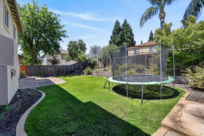 2519 Parkcrest Way, Roseville, CA 95747 - Photo 58