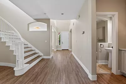 2519 Parkcrest Way, Roseville, CA 95747 - Photo 32